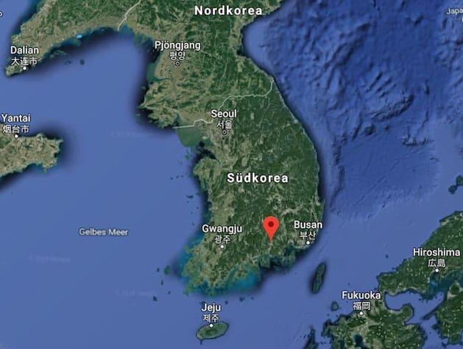 Sudkorea: Funf Tote Bei Messer-Attacke – 12-Jahriges Madchen Unter Den …, Jinju, China, South Korea  Rivers, Korean Lantern  Festival