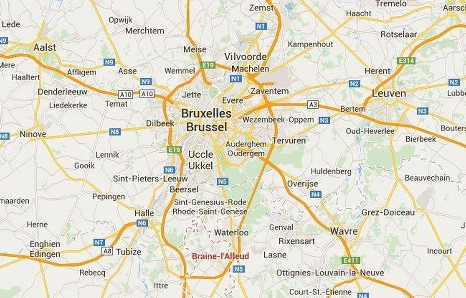 Belgique: Deux Trains Entrent En Collision, Braine-L’Alleud, Belgium, Ucb Belgium, Belgium Location