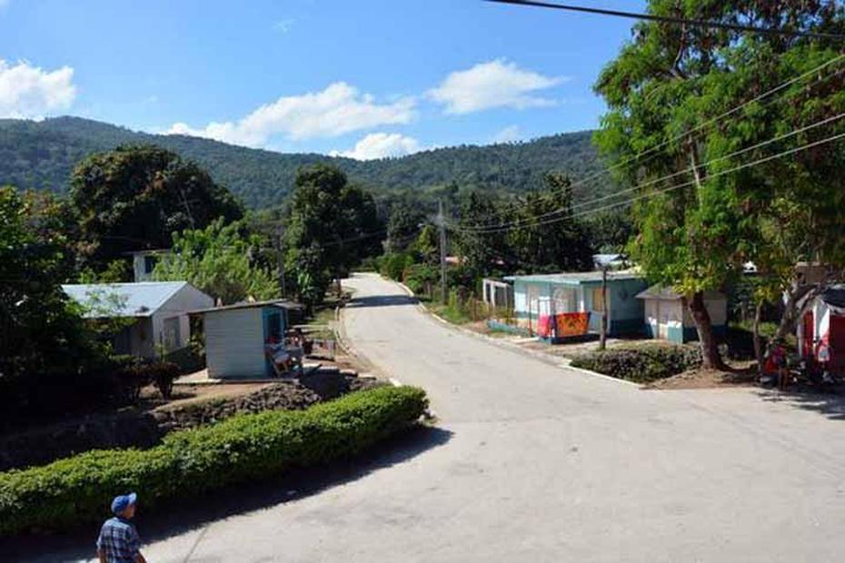 Las Montanas San Pablo Del Yao, Un Pueblo Magico De Cuba – Todo Cuba, Buey Arriba, Cuba, Guey  Animal, Chuleton De Buey